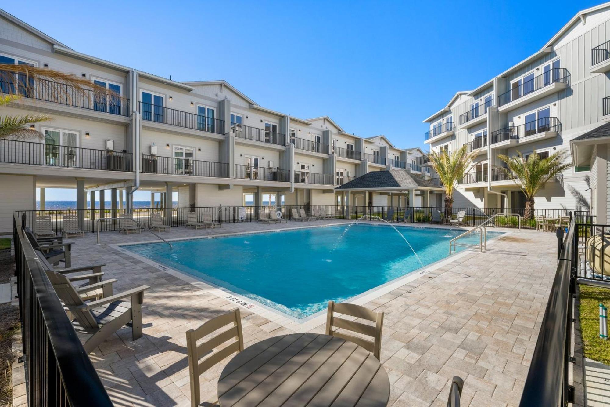 The Ricks Carlton By Pristine Properties Vacation Rentals Mexico Beach Eksteriør billede